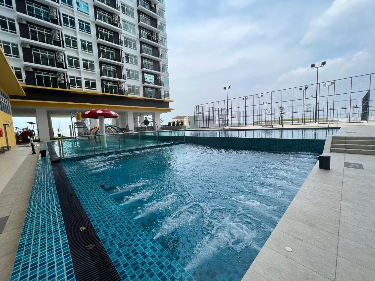 Apartament New!! Loving Night Novo 2Br 4-9Pax I Jonker I Netflix I Family Melaka Zewnętrze zdjęcie